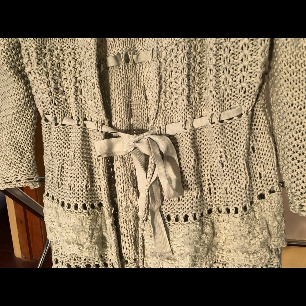BLE Cardigan - Picture 2 of 4